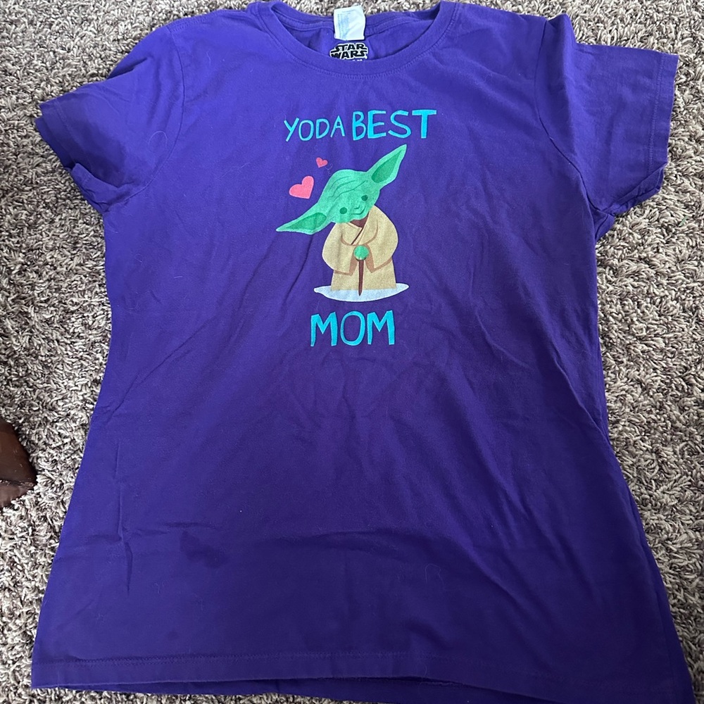 Star Wars Yoda Best Mom tshirt